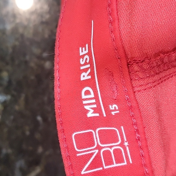 Women's Shorts Red NoBo shorts, multi button/zipper rear pocket shorts size 15 - Picture 5 of 5